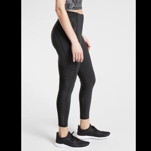 Athleta Stay Fly Reflective 7/8 Tight